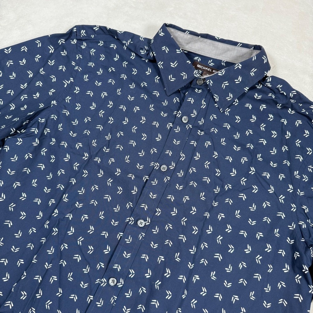 Michael Kors Mens XL Navy Blue White Arrow Print‎ Short Sleeve Button Down Shirt